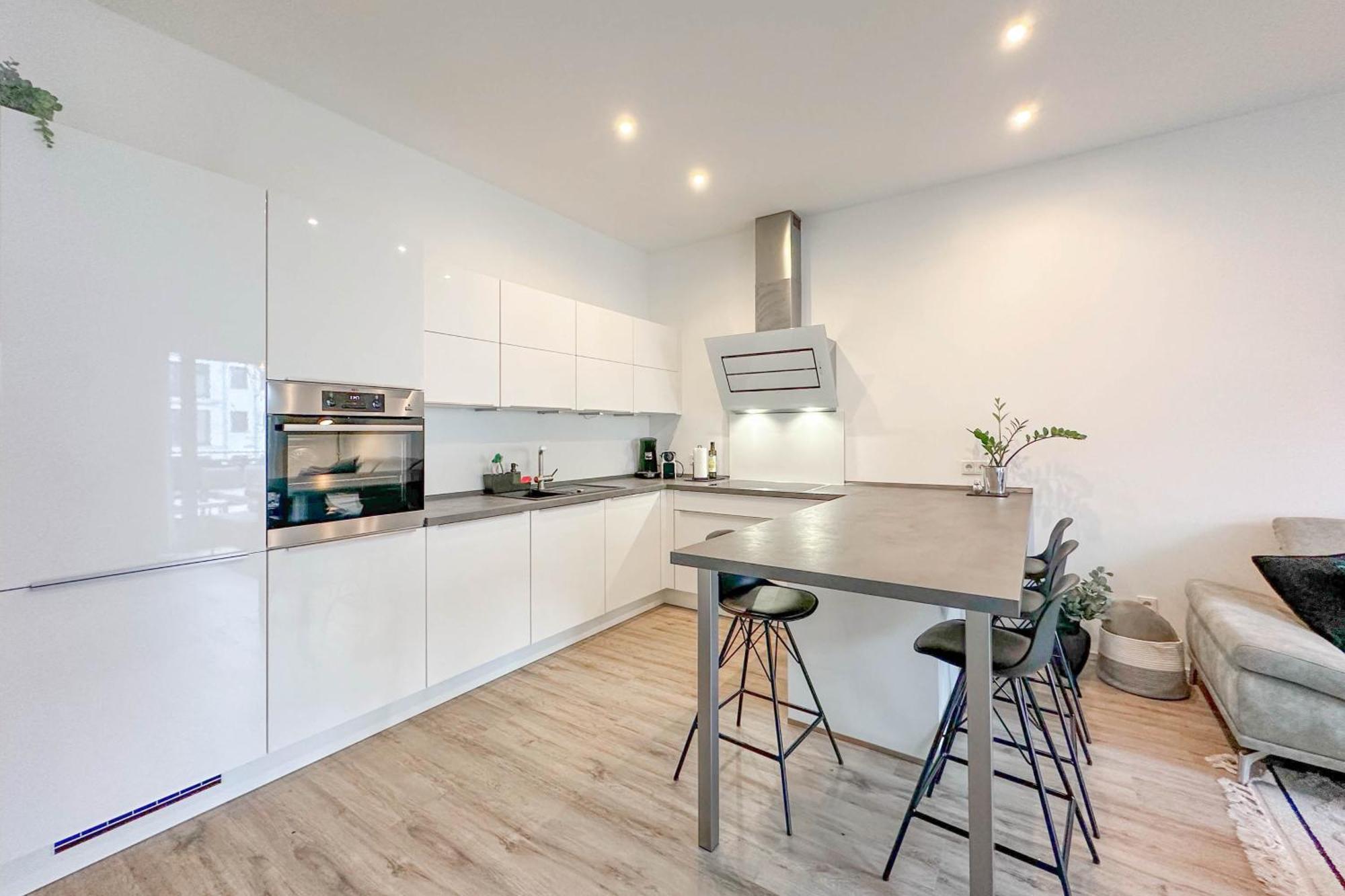 Modernes Trierer Cityloft Mit Grossem Balkon Bagian luar foto