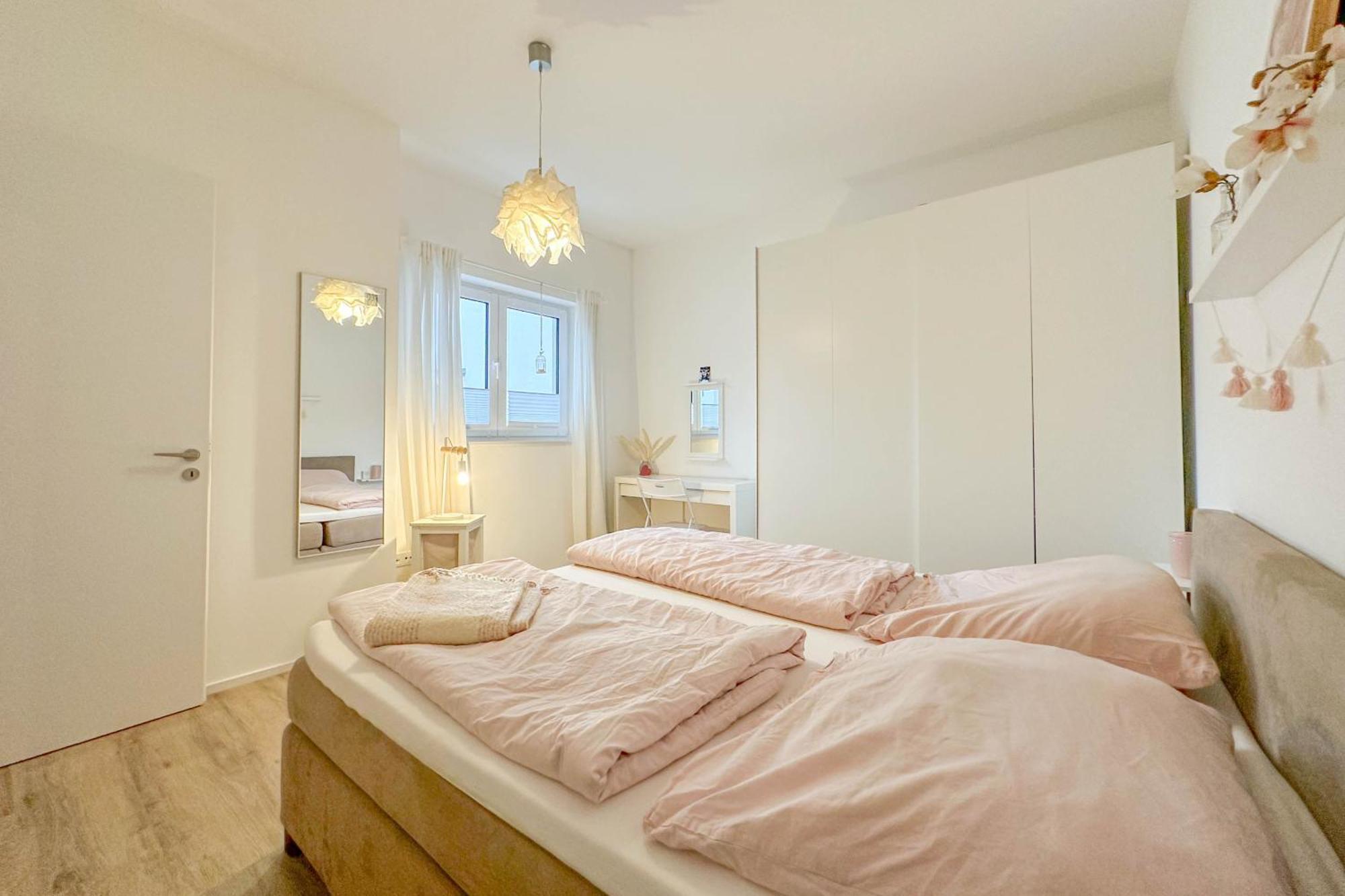 Modernes Trierer Cityloft Mit Grossem Balkon Bagian luar foto