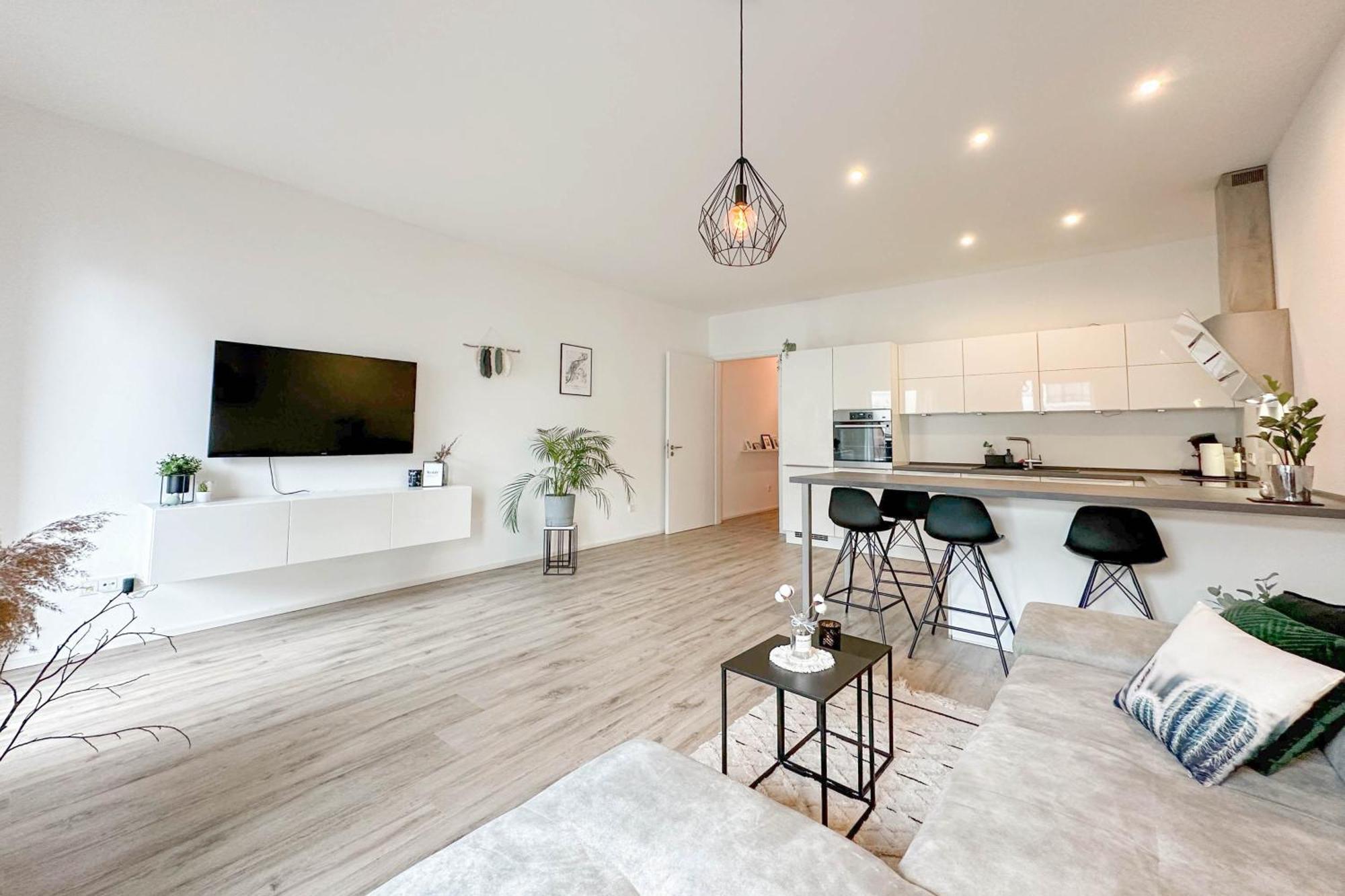 Modernes Trierer Cityloft Mit Grossem Balkon Bagian luar foto